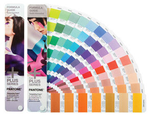 Guia de Colores Pantone Plus Formula Guide Incluye Indice de Colores y Acceso Web de Pantone para Diseño